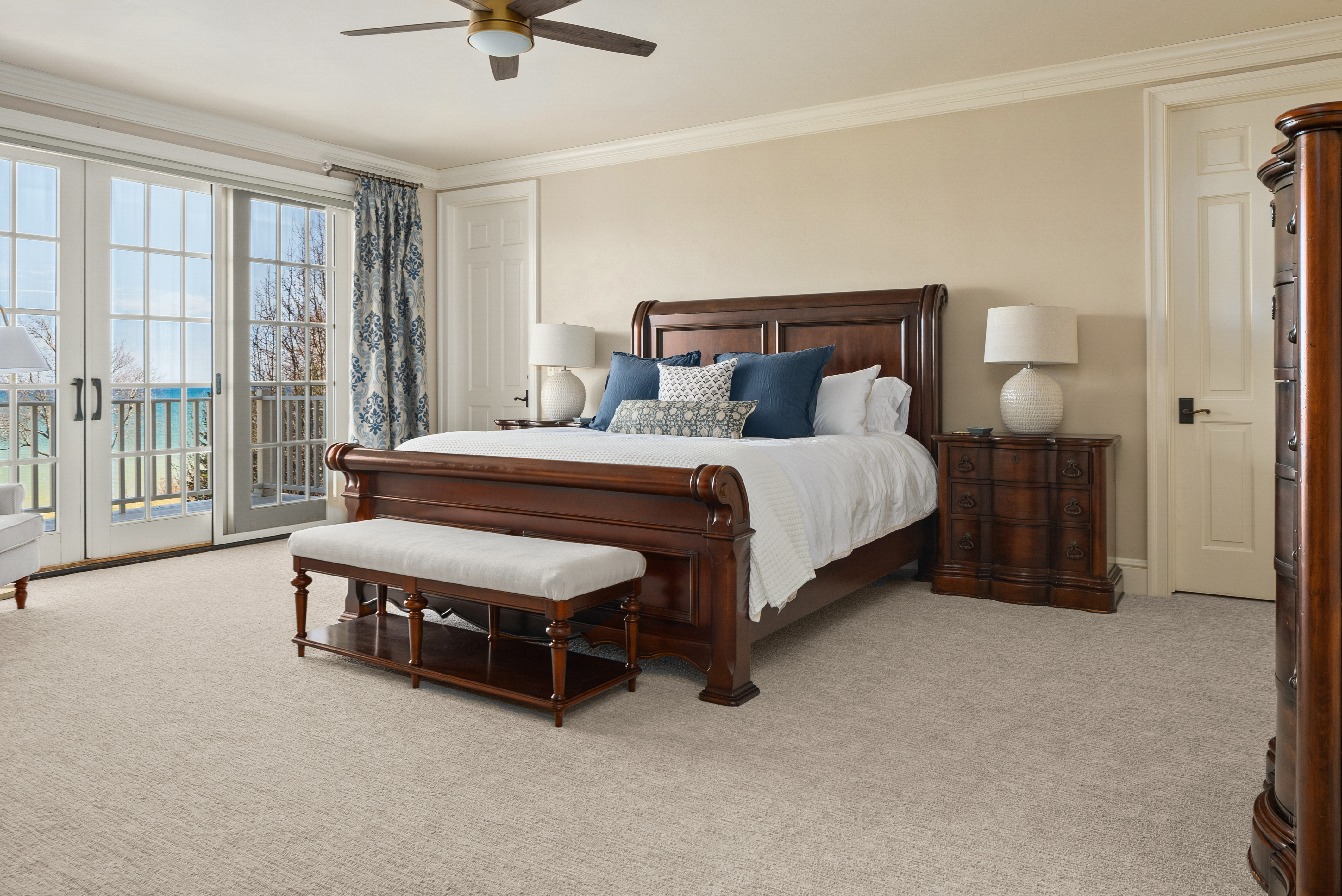 Master bedroom at Evergreen Manor Lake Michigan Wisconsin vacation rental